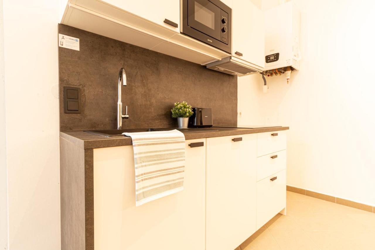Apartment Landgutgasse Wina Bagian luar foto