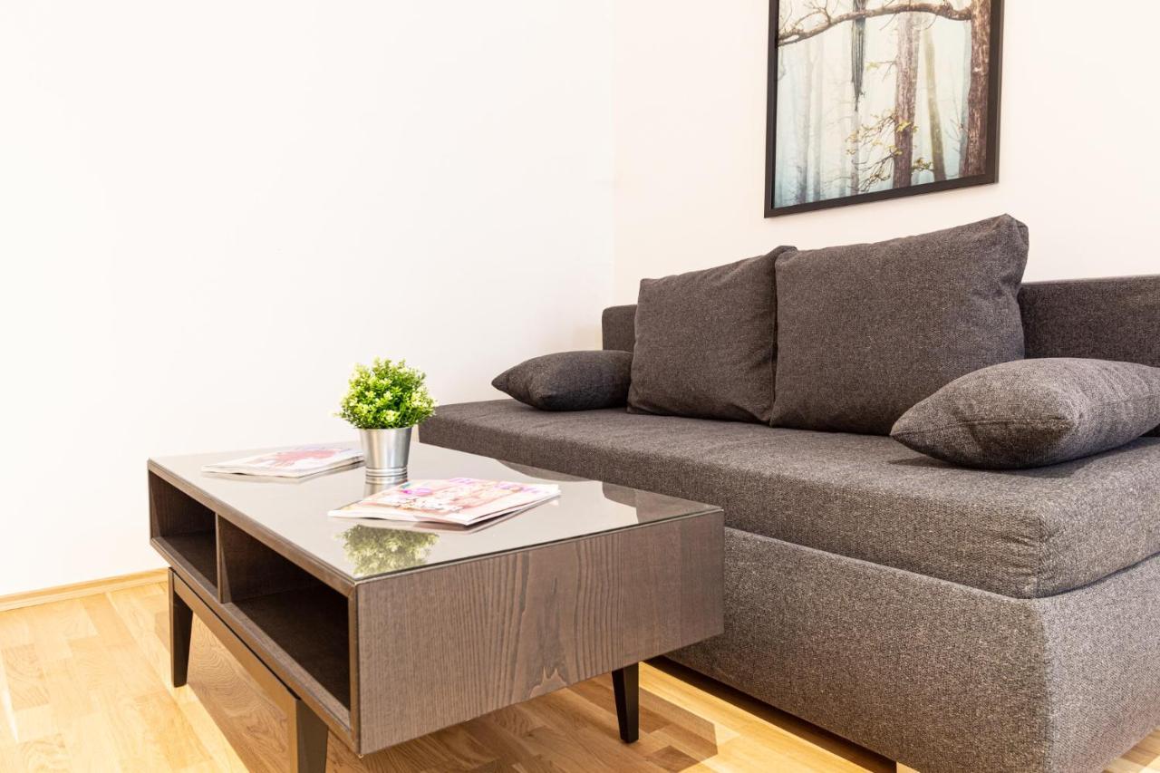Apartment Landgutgasse Wina Bagian luar foto