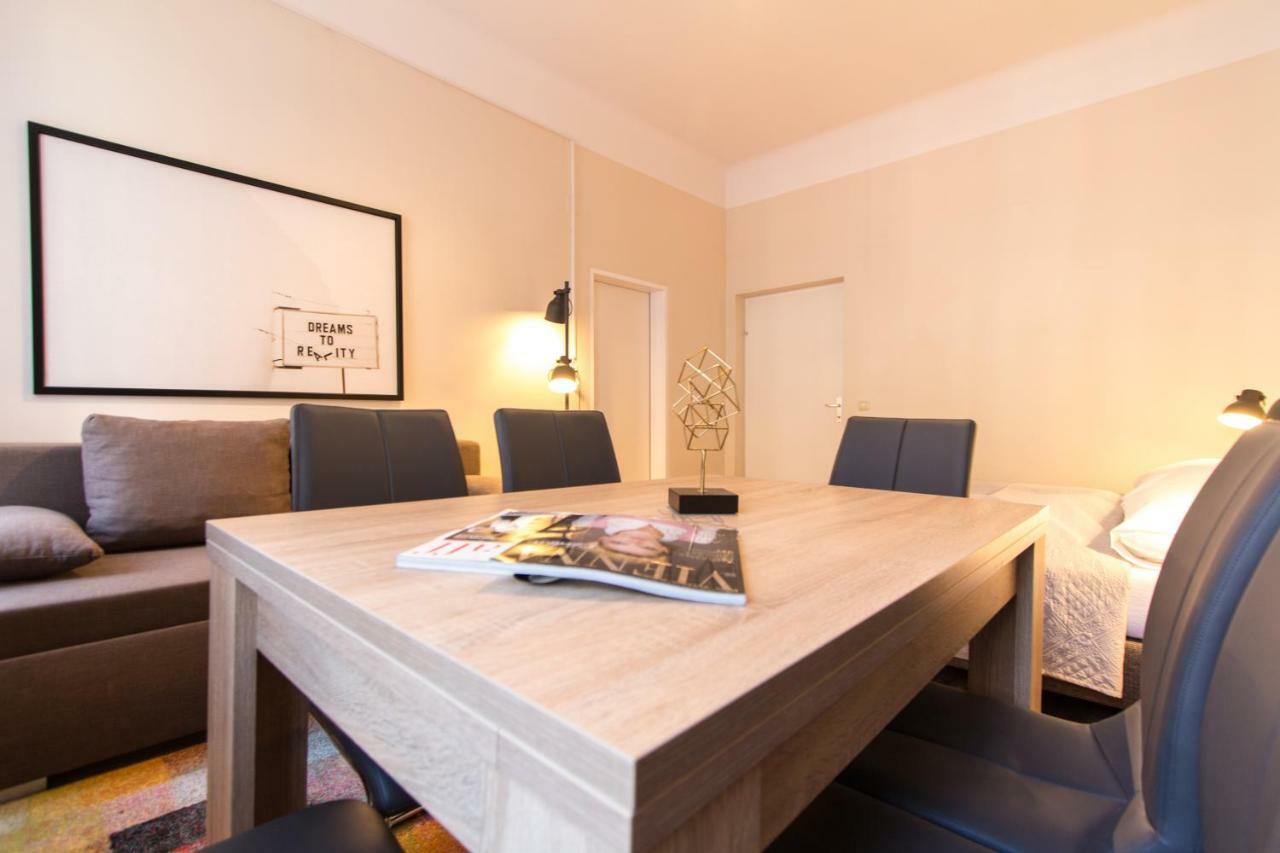 Apartment Landgutgasse Wina Bagian luar foto